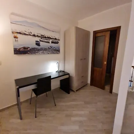 Mychiaiapuntoit * Νάπολη